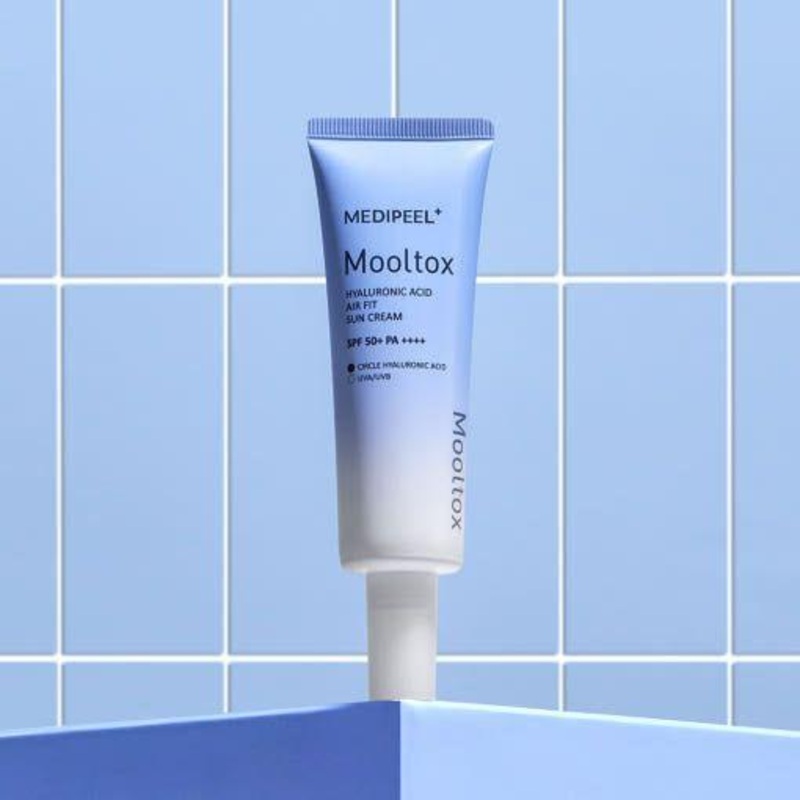 MEDIPEEL Hyaluronic Acid Mooltox Air Fit Sun Cream SPF 50+ PA++++  50ml | Hydrating & Anti-Aging Daily Sunscreen